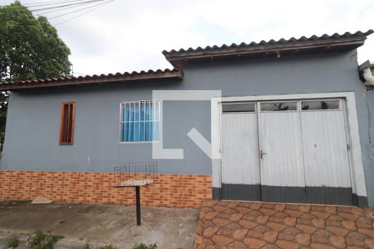 Fachada de casa à venda com 3 quartos, 370m² em Canudos, Novo Hamburgo