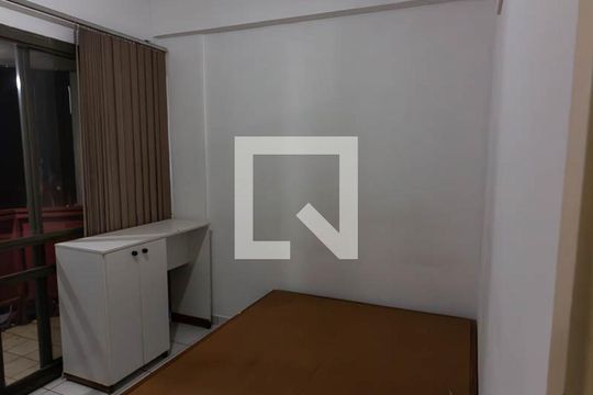 Quarto de kitnet/studio para alugar com 1 quarto, 28m² em Asa Norte , Brasília