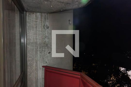 Varanda de kitnet/studio para alugar com 1 quarto, 28m² em Asa Norte , Brasília
