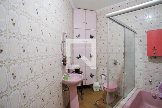Banheiro da suíte de casa à venda com 3 quartos, 305m² em Fundação, São Caetano do Sul