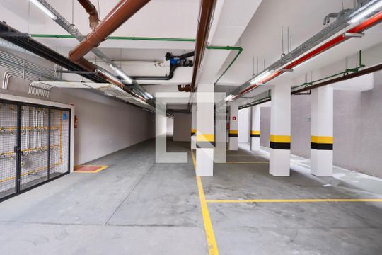 Garagem de apartamento à venda com 2 quartos, 38m² em Quarta Parada, São Paulo