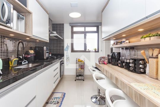 Cozinha de apartamento à venda com 3 quartos, 76m² em Jardim Santa Cruz (sacoma), São Paulo