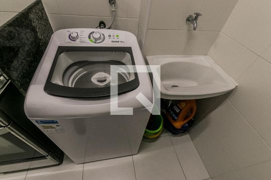 Área de Serviço de apartamento para alugar com 1 quarto, 55m² em Pituba, Salvador