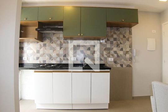Cozinha de apartamento para alugar com 1 quarto, 32m² em Parque da Vila Prudente, São Paulo