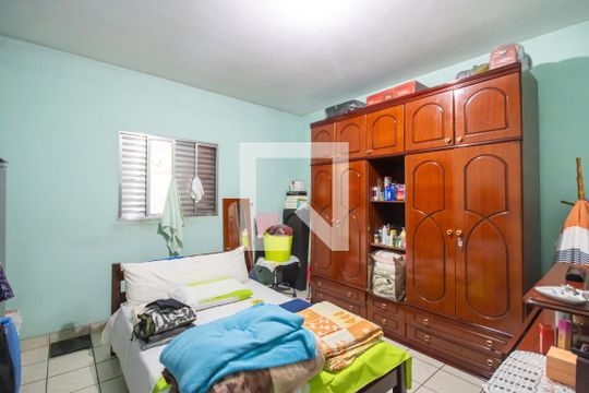Quarto 1 (Casa Principal) de casa à venda com 3 quartos, 130m² em Veloso, Osasco