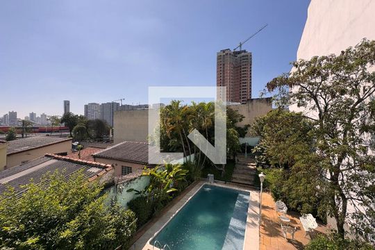 Vista da suite 2 de casa para alugar com 4 quartos, 500m² em Campestre, Santo André