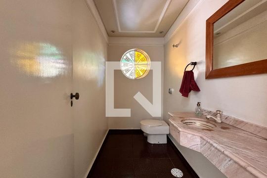 Lavabo de casa para alugar com 4 quartos, 500m² em Campestre, Santo André
