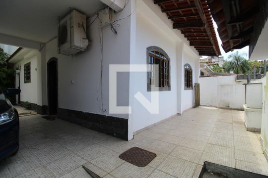 Garagem de casa de condomínio à venda com 4 quartos, 204m² em Anil, Rio de Janeiro