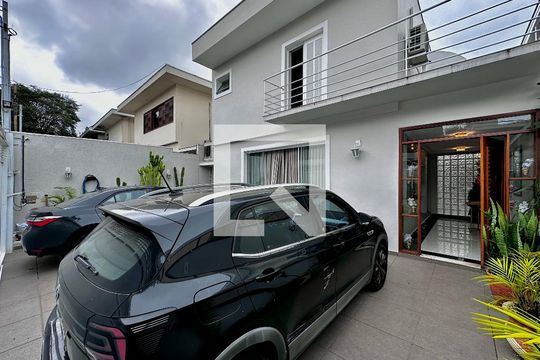 Garagem  de casa à venda com 4 quartos, 250m² em Santo Amaro, São Paulo