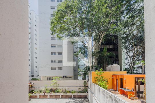 Vista da Varanda da Sala de apartamento à venda com 3 quartos, 222m² em Jardim Paulista, São Paulo