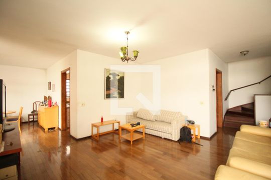 Casa à venda com 4 quartos, 285m² em Morumbi, São Paulo