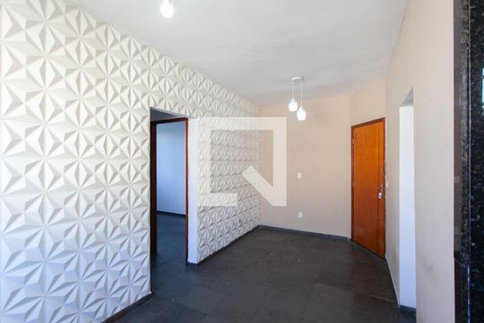 Sala de apartamento para alugar com 3 quartos, 60m² em Jaqueline, Belo Horizonte