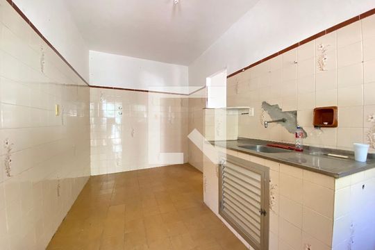 Cozinha de casa à venda com 1 quarto, 40m² em Higienópolis, Rio de Janeiro