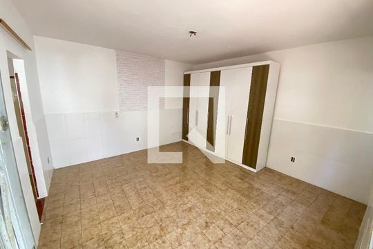 Quarto  de casa à venda com 1 quarto, 40m² em Higienópolis, Rio de Janeiro