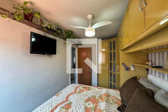 Suíte de casa de condomínio à venda com 3 quartos, 85m² em Vargem Pequena, Rio de Janeiro
