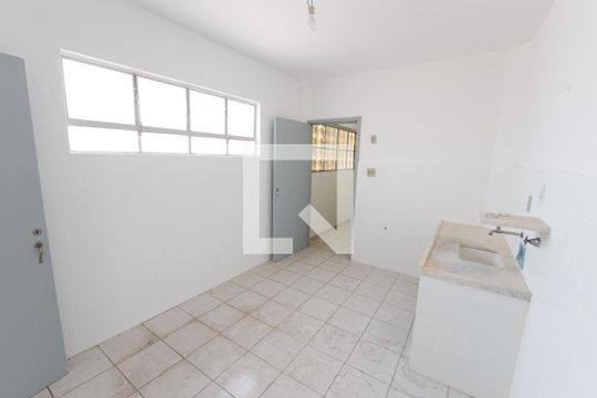Cozinha de apartamento para alugar com 2 quartos, 86m² em Centro, Taubaté