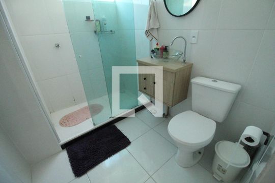 Banheiro de apartamento à venda com 2 quartos, 50m² em Anil, Rio de Janeiro