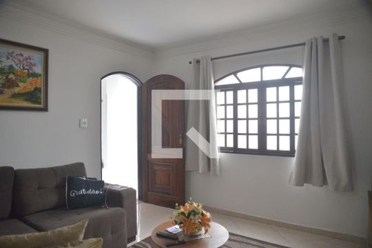 Sala de casa à venda com 2 quartos, 186m² em Vila Curuçá, Santo André