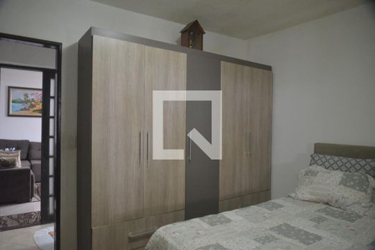 Quarto 1 de casa à venda com 2 quartos, 186m² em Vila Curuçá, Santo André
