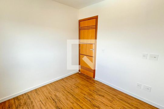 Quarto 2 de apartamento à venda com 2 quartos, 58m² em Carlos Prates, Belo Horizonte