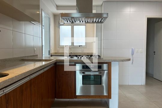 Cozinha de apartamento à venda com 4 quartos, 230m² em Vila Leopoldina, São Paulo