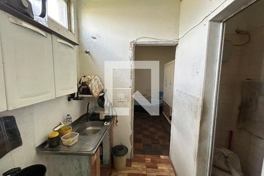 Cozinha de apartamento para alugar com 1 quarto, 50m² em Higienópolis, Rio de Janeiro