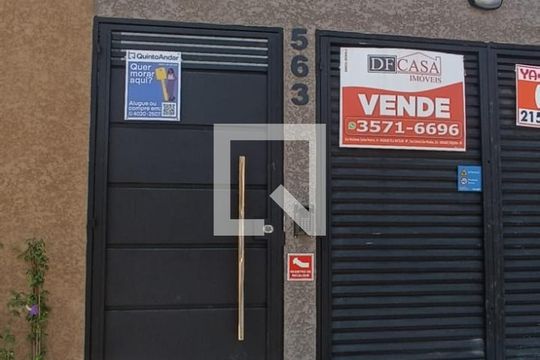 Placa de apartamento à venda com 1 quarto, 37m² em Vila Guilhermina, São Paulo