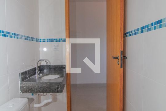 Banheiro de apartamento à venda com 2 quartos, 41m² em Vila Guilhermina, São Paulo