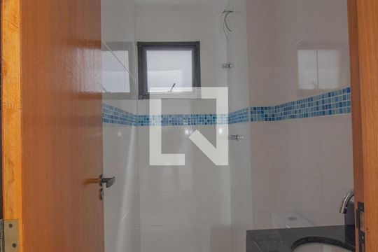 Banheiro  de apartamento à venda com 2 quartos, 37m² em Chácara Califórnia, São Paulo