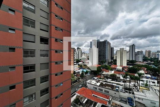 Vista de casa para alugar com 1 quarto, 26m² em Santo Amaro, São Paulo