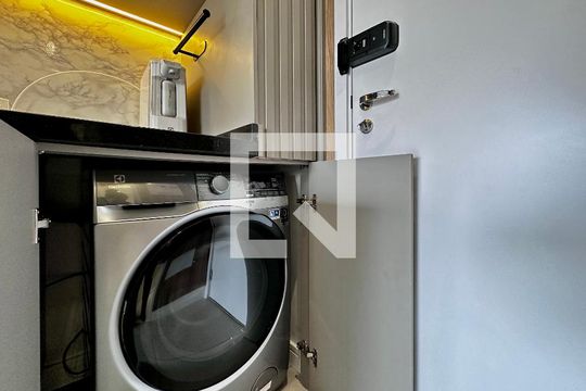 Área de Serviço de casa para alugar com 1 quarto, 26m² em Santo Amaro, São Paulo