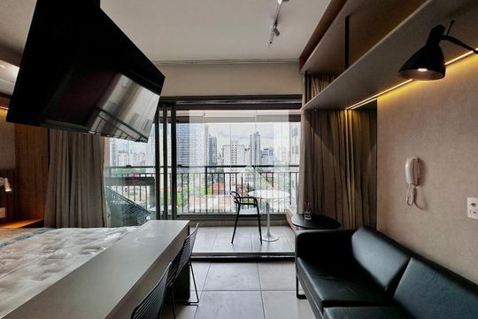 Sala de casa para alugar com 1 quarto, 26m² em Santo Amaro, São Paulo