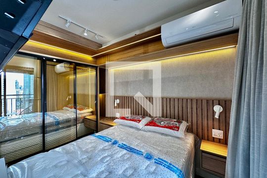 Quarto de casa para alugar com 1 quarto, 26m² em Santo Amaro, São Paulo
