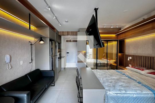 Casa para alugar com 1 quarto, 26m² em Santo Amaro, São Paulo