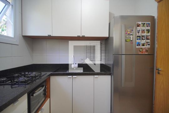 Cozinha de apartamento à venda com 2 quartos, 63m² em Rondônia, Novo Hamburgo