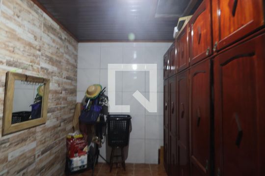 Quarto 1 de casa à venda com 4 quartos, 239m² em Estância Velha, Canoas