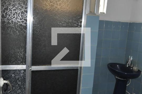 banheiro de apartamento à venda com 3 quartos, 75m² em Higienópolis, Rio de Janeiro