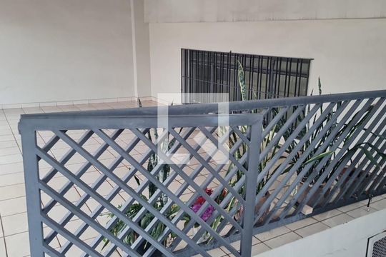 Área Externa de casa à venda com 3 quartos, 120m² em Vila Ester (zona Norte), São Paulo