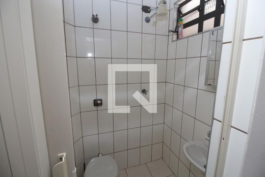 Banheiro  de casa à venda com 3 quartos, 161m² em Penha de França, São Paulo