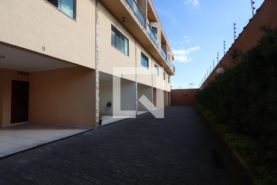 Corredor de casa de condomínio para alugar com 3 quartos, 91m² em Vila Formosa, São Paulo