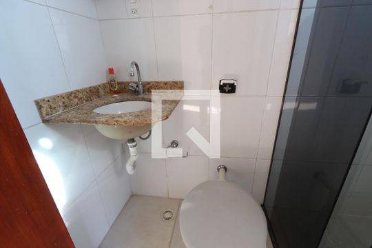 Banheiro da Suíte de casa de condomínio para alugar com 3 quartos, 91m² em Vila Formosa, São Paulo