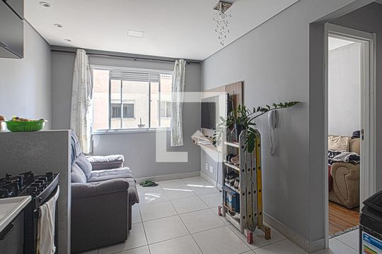 Apartamento para alugar com 2 quartos, 32m² em Parque Fongaro, São Paulo