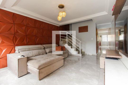 Casa para alugar com 3 quartos, 125m² em Vila Danubio Azul, São Paulo