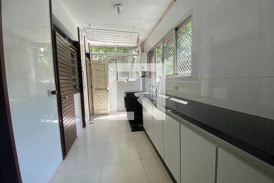 Área de serviço de apartamento à venda com 3 quartos, 160m² em Lagoa, Rio de Janeiro