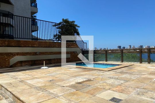 Área comum - Piscina de apartamento à venda com 3 quartos, 160m² em Lagoa, Rio de Janeiro