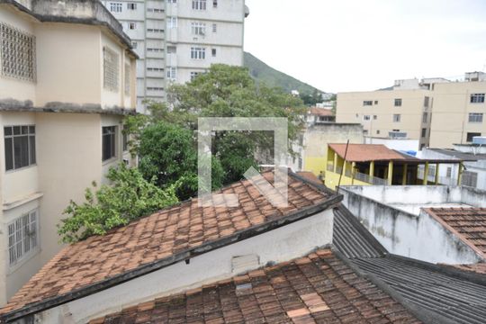 Vista/Quarto  de apartamento à venda com 1 quarto, 38m² em Méier, Rio de Janeiro
