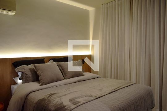 Quarto de apartamento para alugar com 1 quarto, 50m² em Cerqueira César, São Paulo