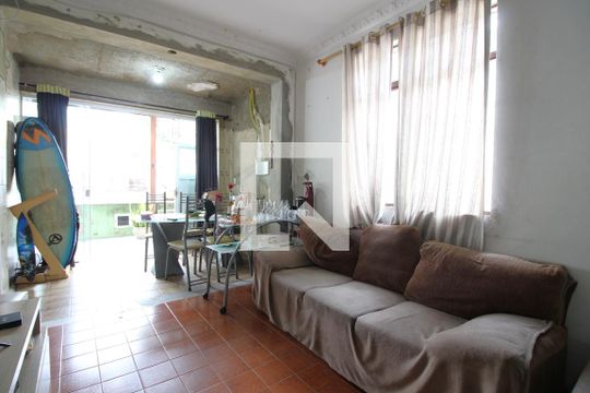 Sala de casa de condomínio à venda com 3 quartos, 80m² em Freguesia (jacarepaguá), Rio de Janeiro