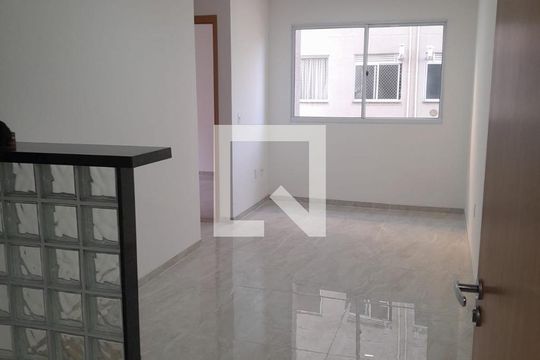 Apartamento para alugar com 2 quartos, 42m² em Jardim Arpoador, São Paulo