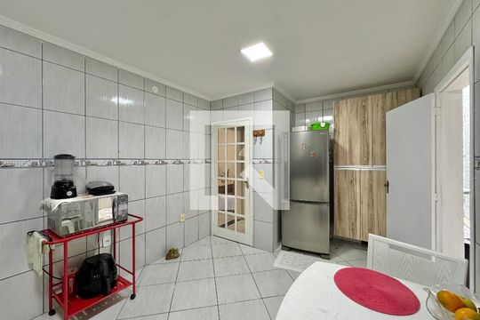 Cozinha de casa de condomínio à venda com 3 quartos, 180m² em Vargem Pequena, Rio de Janeiro